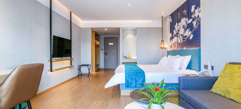 轻住酒店(枣庄西站万达广场店)图片