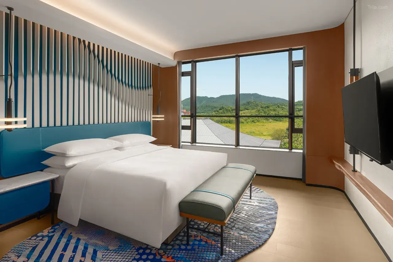 杭州临安青山湖科技城万丽酒店体验报告:宋韵设计亮眼,周边无商业配套,适合自驾泡酒店游客 杭州临安青山湖科技城万丽酒店体验报告:宋韵设计亮眼,周边无商业配套,适合自驾泡酒店游客