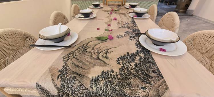 郁孤台畔·拾叁间民宿(江南宋城郁孤台店)图片