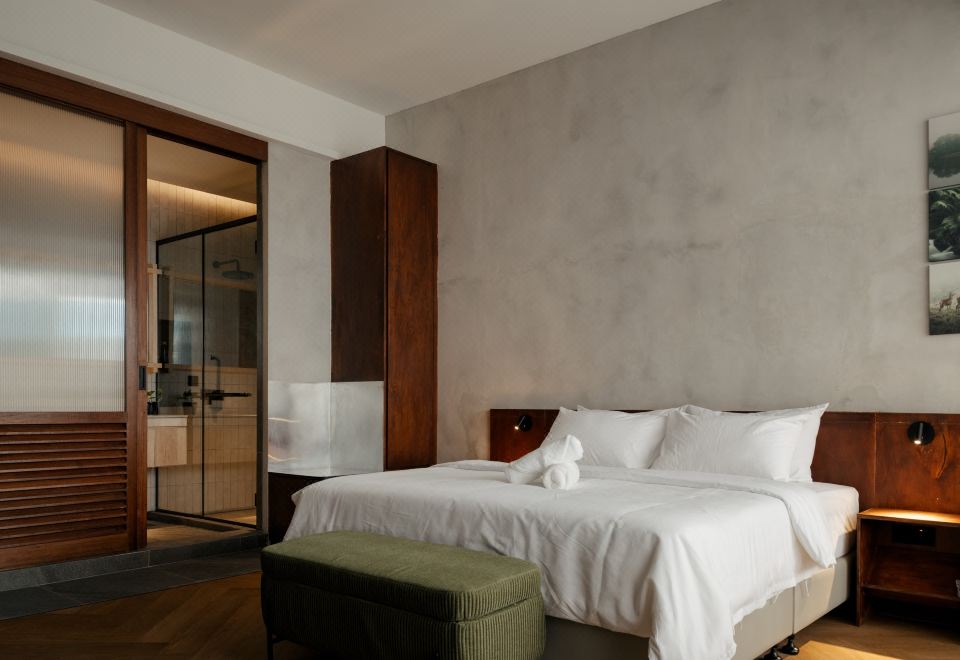 Bishop House Hotel Overview