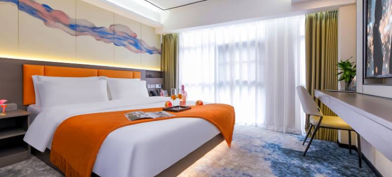 云岸318酒店(成都火车东站西广场塔子山公园地铁站店)图片