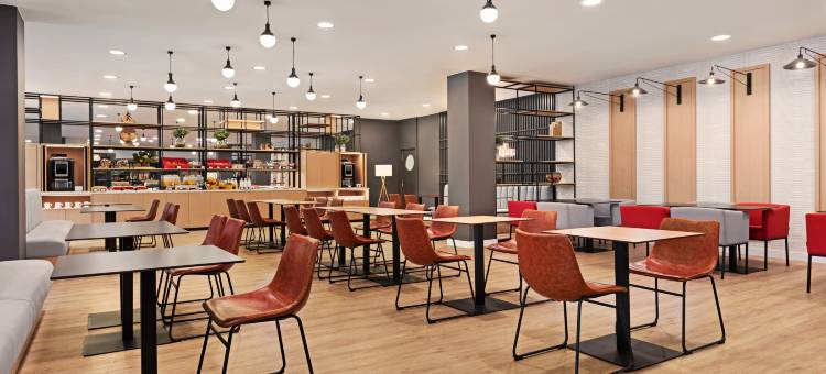 阿尔姆萨菲斯瓦伦西亚温德姆华美达酒店(Ramada by Wyndham Valencia Almussafes)图片