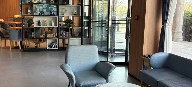 天鹅大酒店(汝州火车站店)图片