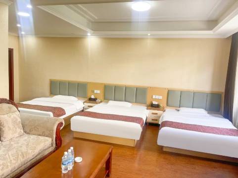 重庆梦圆酒店(荣昌莲花广场店)