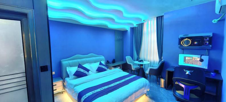 业雄电竞酒店(中鼎华城店)图片