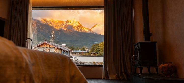 丽江瑞息·雪山樽|日照金山雪山全景MountianTrip度假汤池香氛酒店图片