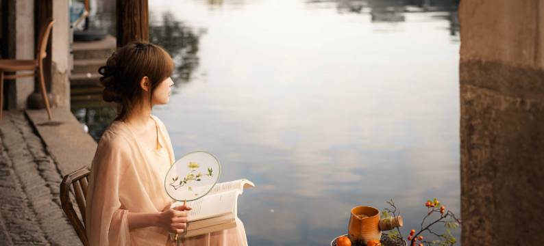 浔书坊・InkRiverside・临河设计师民宿(南浔古镇景区内百间楼店)图片