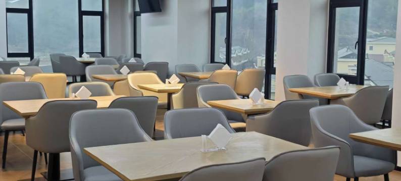 四季青藤酒店(北仑区戚家山店)图片