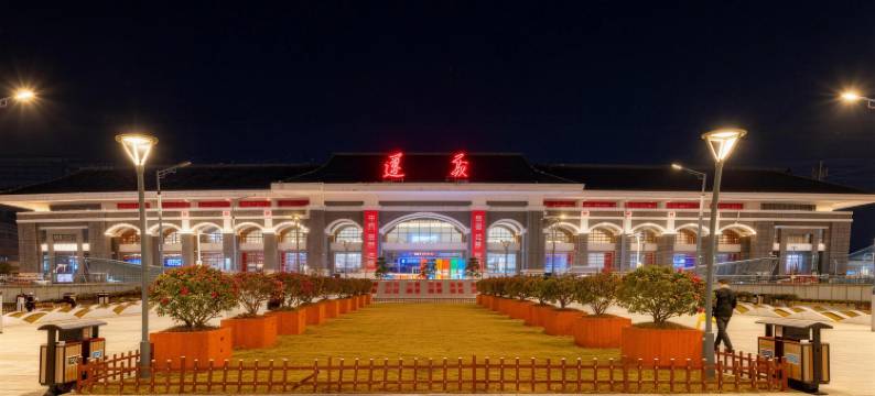 Shimmer·YJ｜逸家高空观景酒店(遵义高铁站店)图片