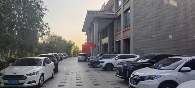 嘉峪关白鹿隐居度假酒店(关城方特丝路神画店)图片