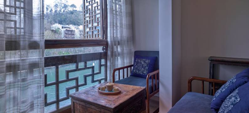 吊脚楼丨江景阳台丨茶峒摄影民宿(边城景区店)图片