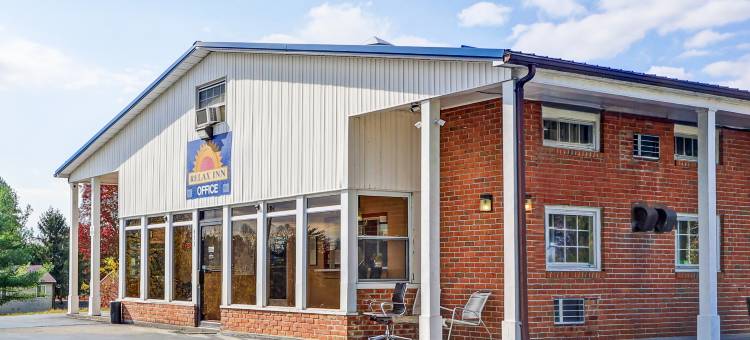 Hotel O Relax Inn Lewisburg near I-64图片