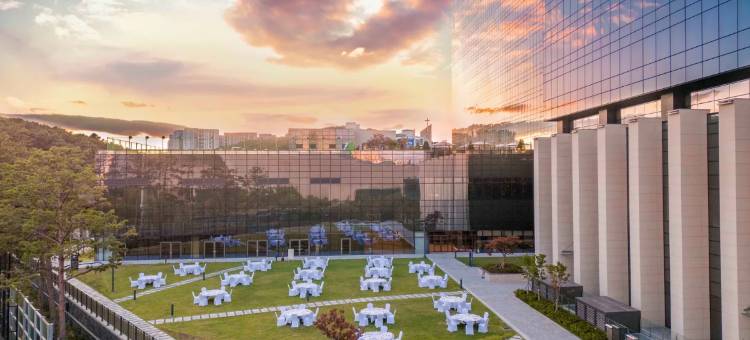 首尔板桥希尔顿逸林公寓酒店(DoubleTree by Hilton Seoul Pangyo Residences)图片