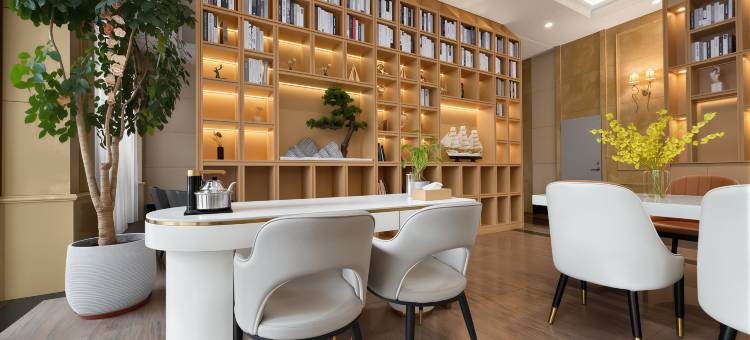 维也纳酒店(贺州市政广场缤纷环球城店)图片