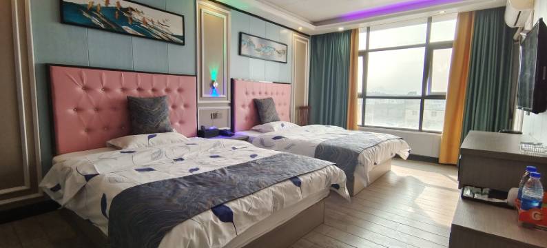 万光小城酒店(柳州柳江新兴中学店)图片