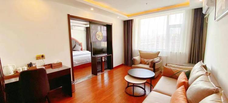 金桥酒店(大连机场春柳地铁站店)图片