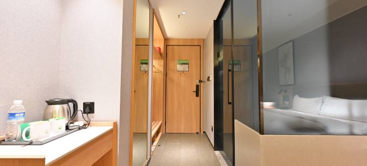 格林豪泰酒店(临泉魔幻之都店)图片