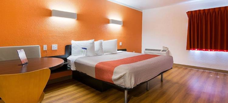 佛罗里达坦帕 - 博览会场 6 号汽车旅馆(Motel 6 - Tampa, FL - Fairgrounds)图片