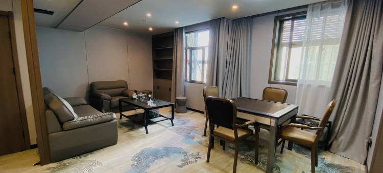 智雅酒店(华中师范大学卓刀泉广场店)图片