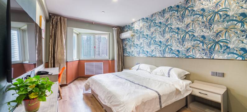 佐也酒店(张掖路步行街店)图片