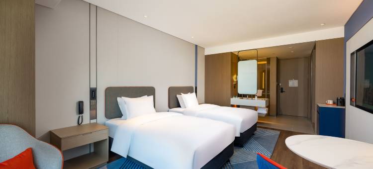 菏泽佳和城智选假日酒店图片