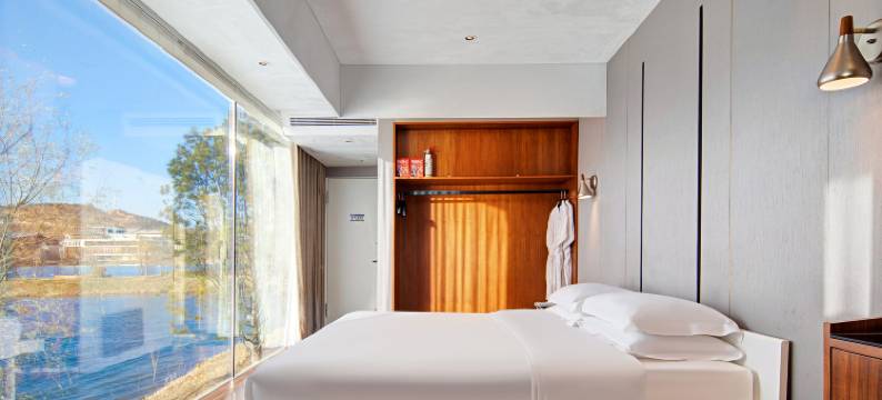 地球仓(太原西山森林公园)图片