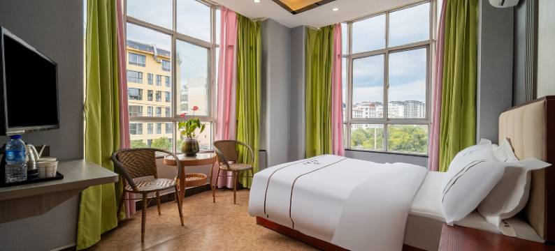 楚雄德亚酒店图片