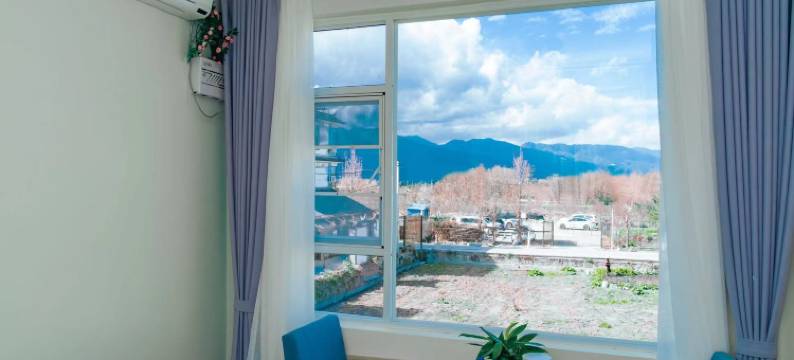 大理紫墨小楼(才村码头洱海生态廊道店)图片