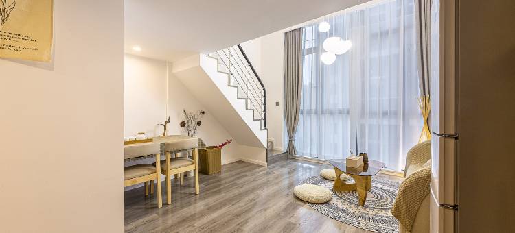 栖牛·NICE投影自助公寓(海伦天麓店)图片