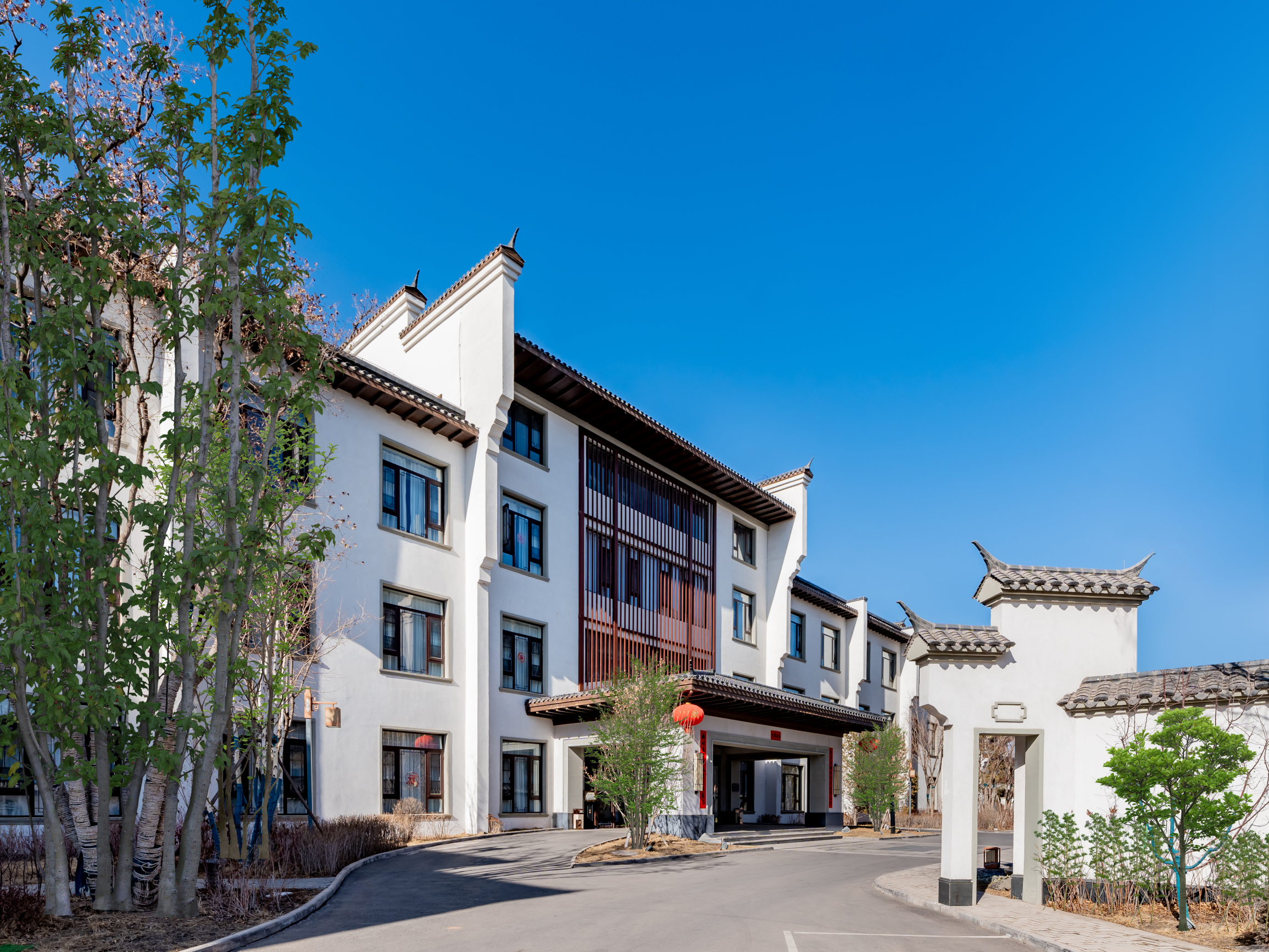 Jinghong Tianqing Hotel (Yijin Holo City Government Shop)Over view