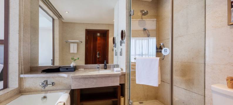 句容余坤墨尔顿大酒店图片