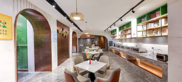 达州长城丽致酒店(城市中心广场达一中朝阳校区店)图片