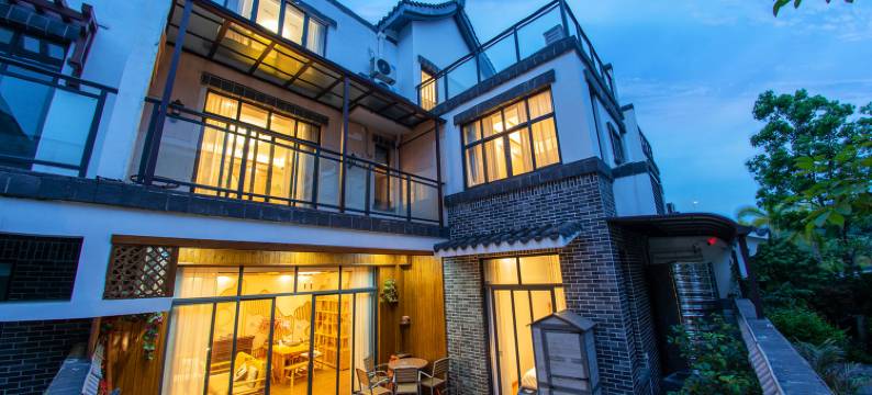 悦奥温泉度假美墅(奥园英德巧克力王国店)图片