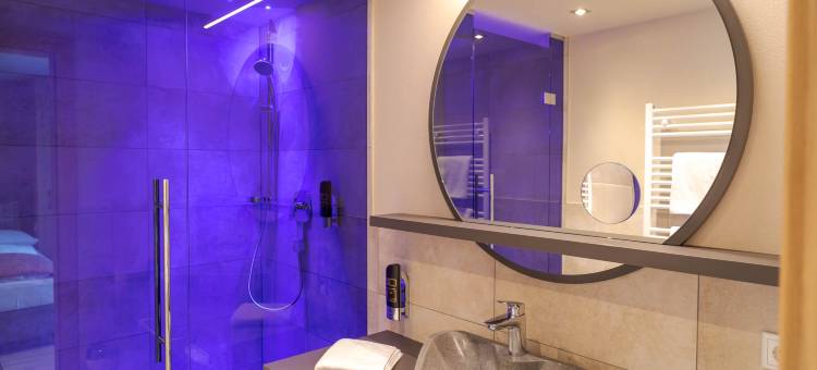 松布利克酒店 卡普伦，萨尔茨堡 —— 位于基茨施泰因霍恩冰川(HOTEL SONNBLICK Kaprun, Salzburg – at the Kitzsteinhorn Glacier)图片