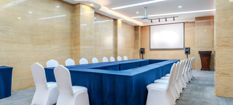 楠林国际酒店(西安回民街钟楼地铁站店)图片