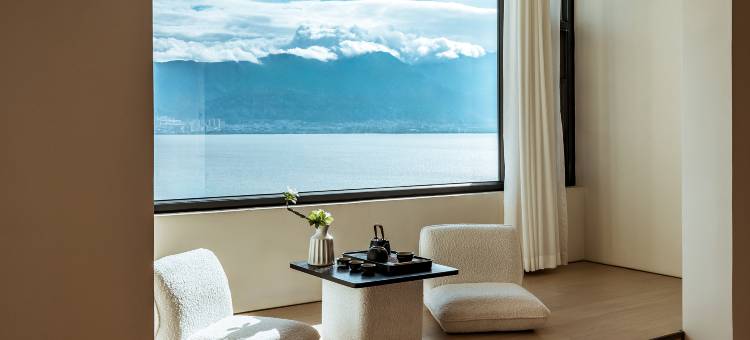 大理落日山海海景民宿(洱海店)图片