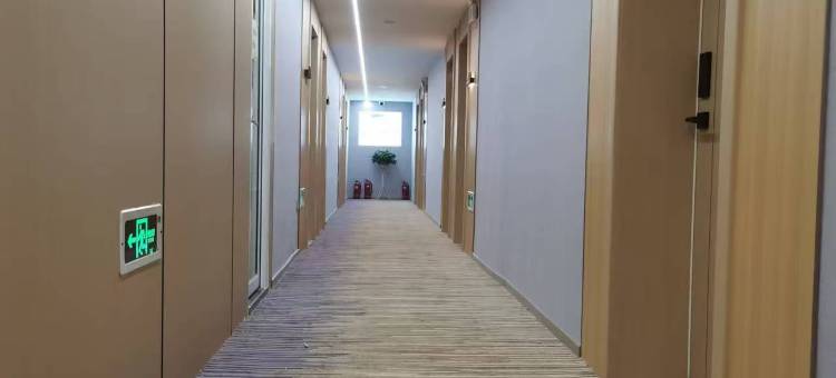 都市118连锁酒店(定兴繁兴街店)图片