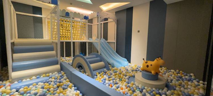 德信君亭酒店(温州南站银泰百货店)图片