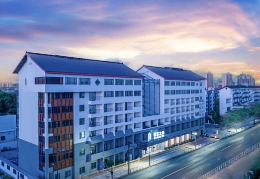 锦江之星酒店（绍兴鲁迅故里城市广场地铁站店）外景图