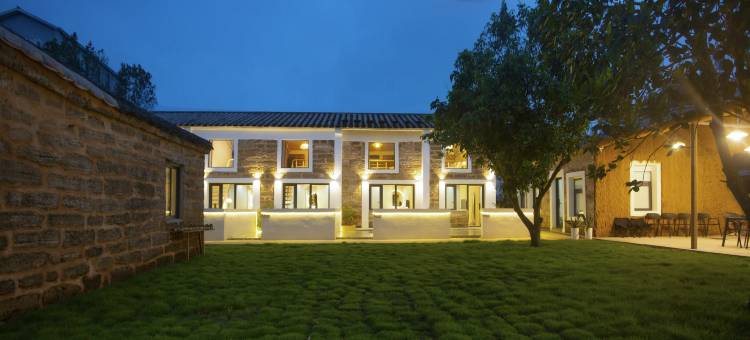 涠洲岛隐逸珊瑚石海边民宿(贝壳沙滩盛塘天主教堂店)图片