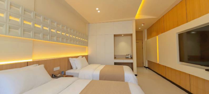 山来一宿酒店(七彩丹霞景区店)图片