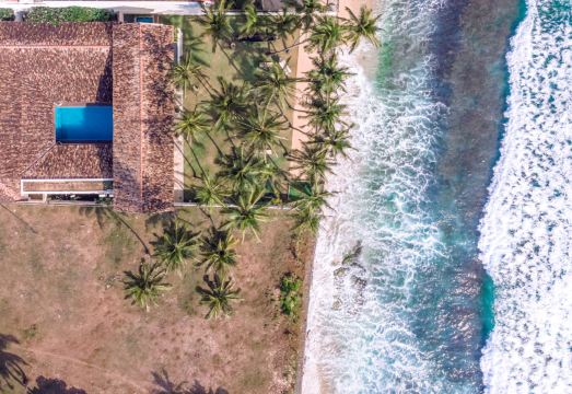 Ishq Talpe Hotel Overview