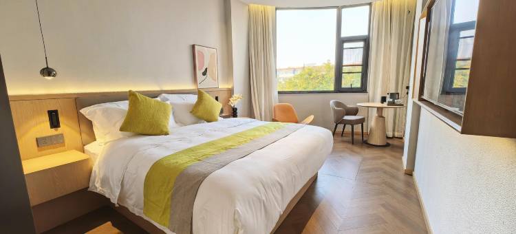 橙子臻品酒店(宝丰长途汽车站店)图片