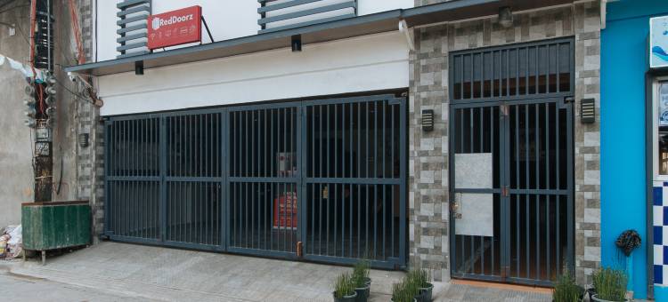 RedDoorz near Christ the King Medical Center图片