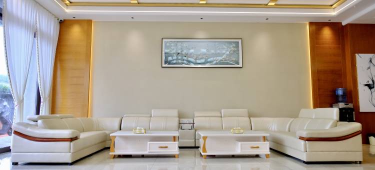 富源森福酒店图片