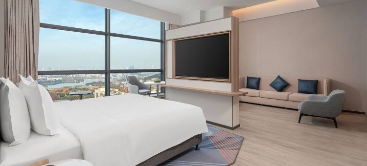 武汉东湖智选假日酒店(华科大店)图片