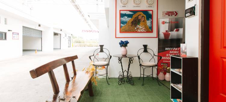 红多兹酒店@布拉干EL跑道酒店(RedDoorz @ El Runway Hotel Bulacan)图片