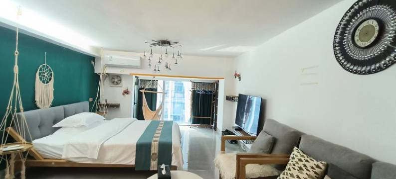 青山春风里民宿(富雅国际生活广场店)图片