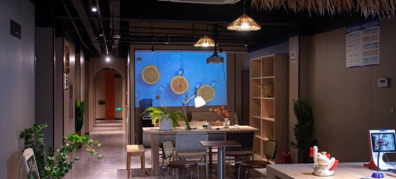 登巴客栈(上海莘庄地铁文化北广场店)图片