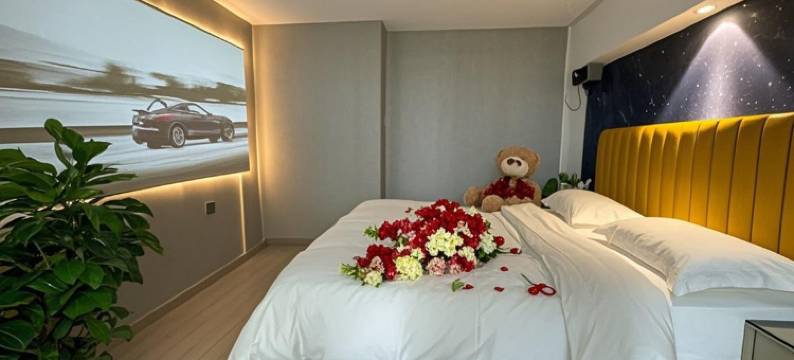 美居影宿·loft酒店(西安三桥地铁万象城店)图片